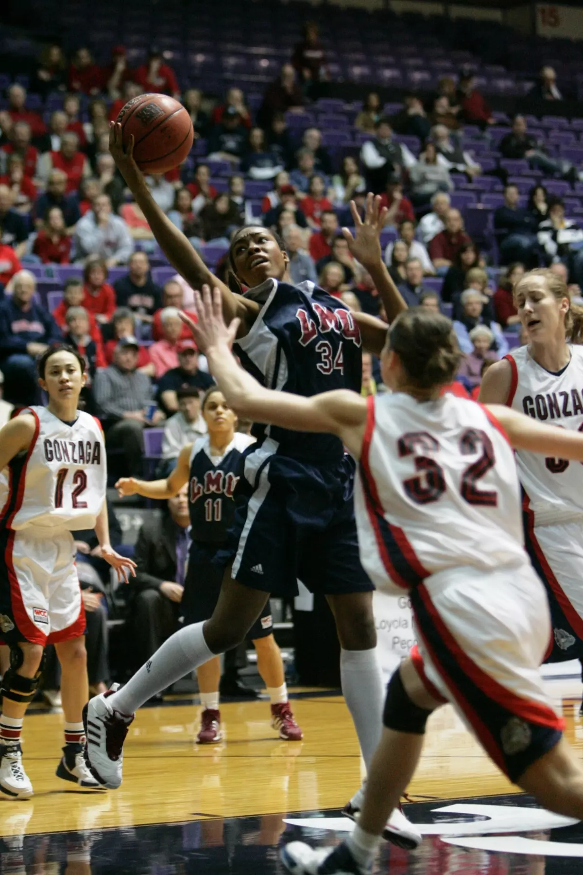 Valerie Ogoke had seven points and two blocks.
