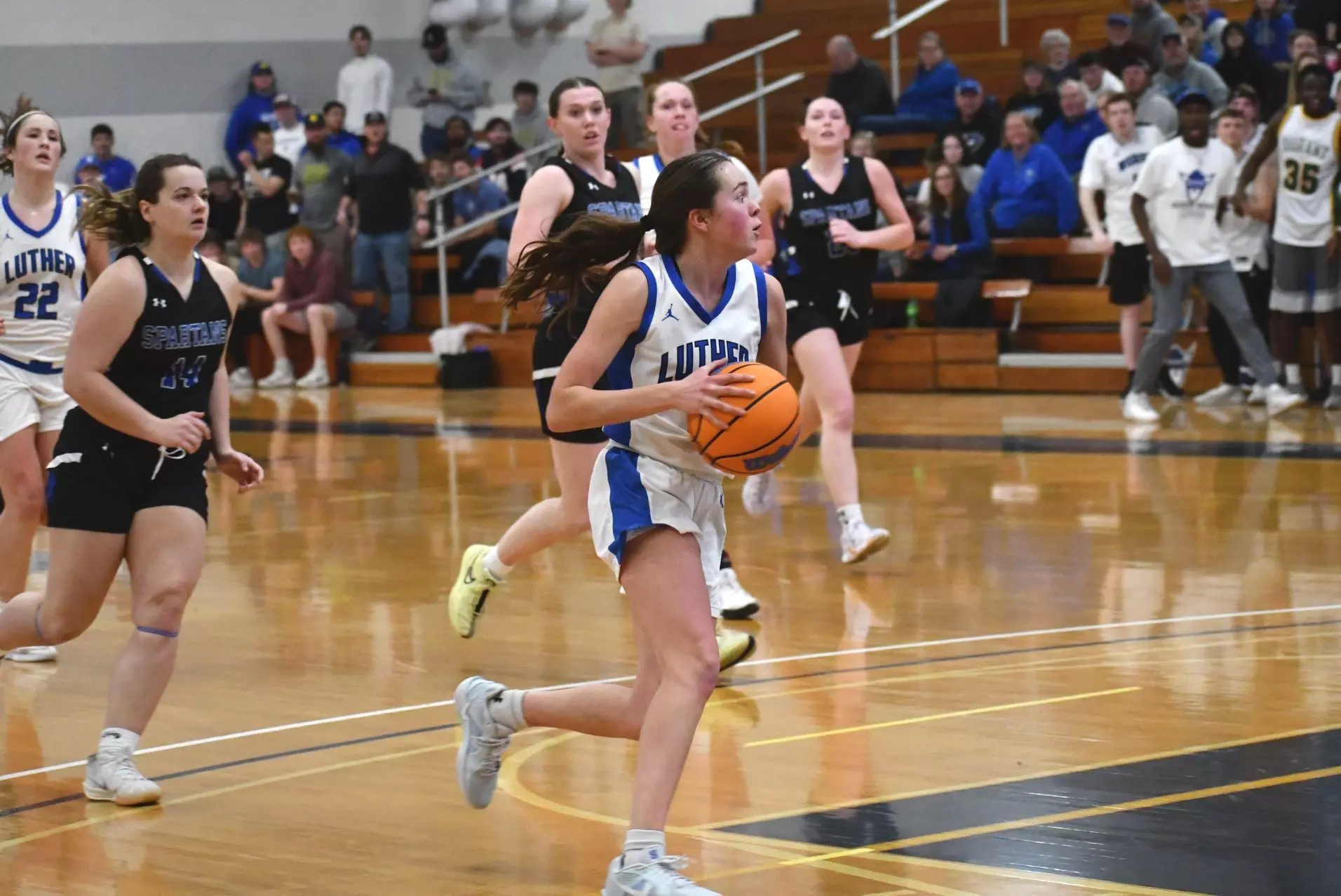 Haylie Strum vs Dubuque A-R-C First round