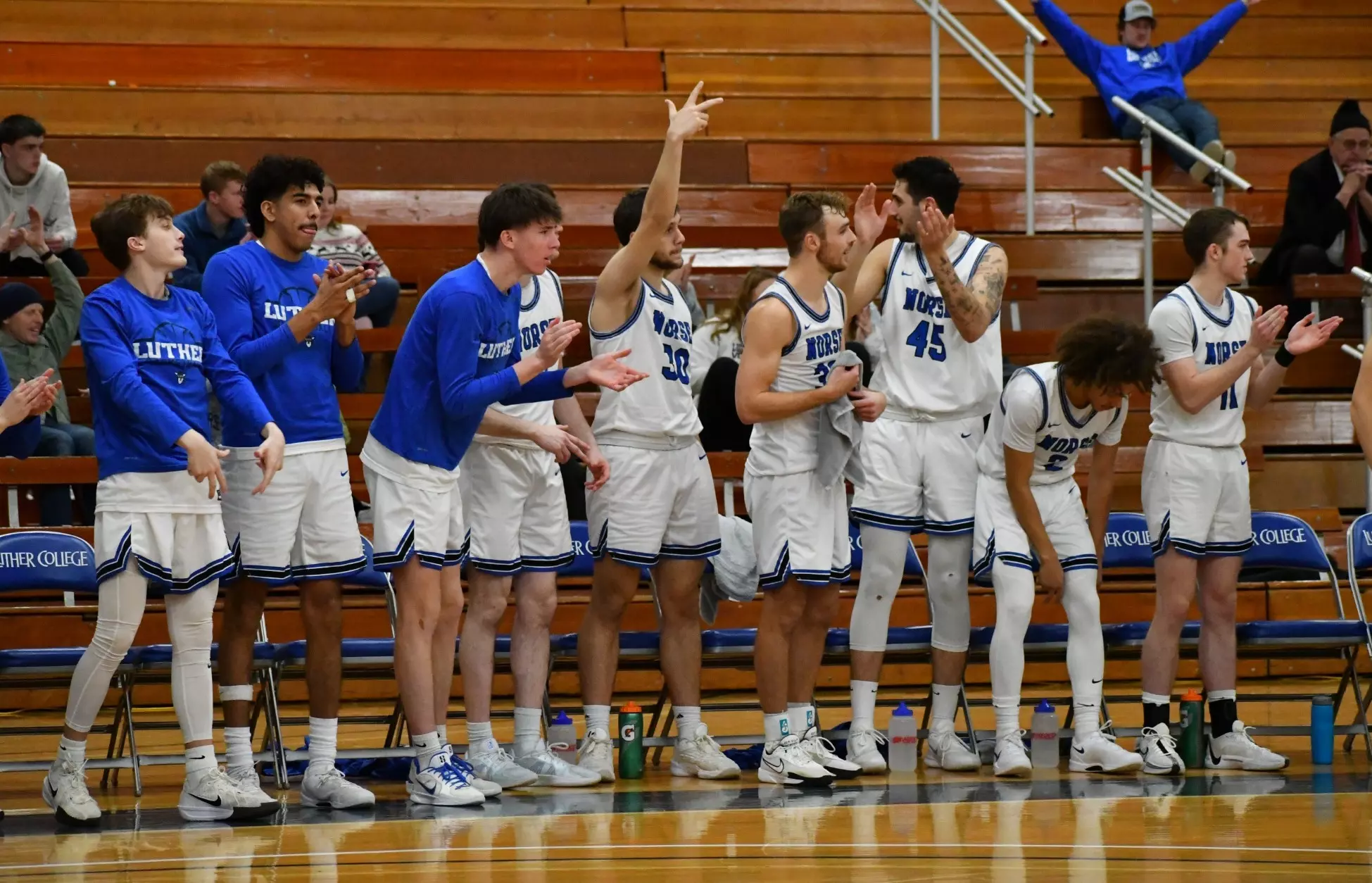 Men's Basketball Bench Cheering