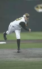 Senior Erik Dessau