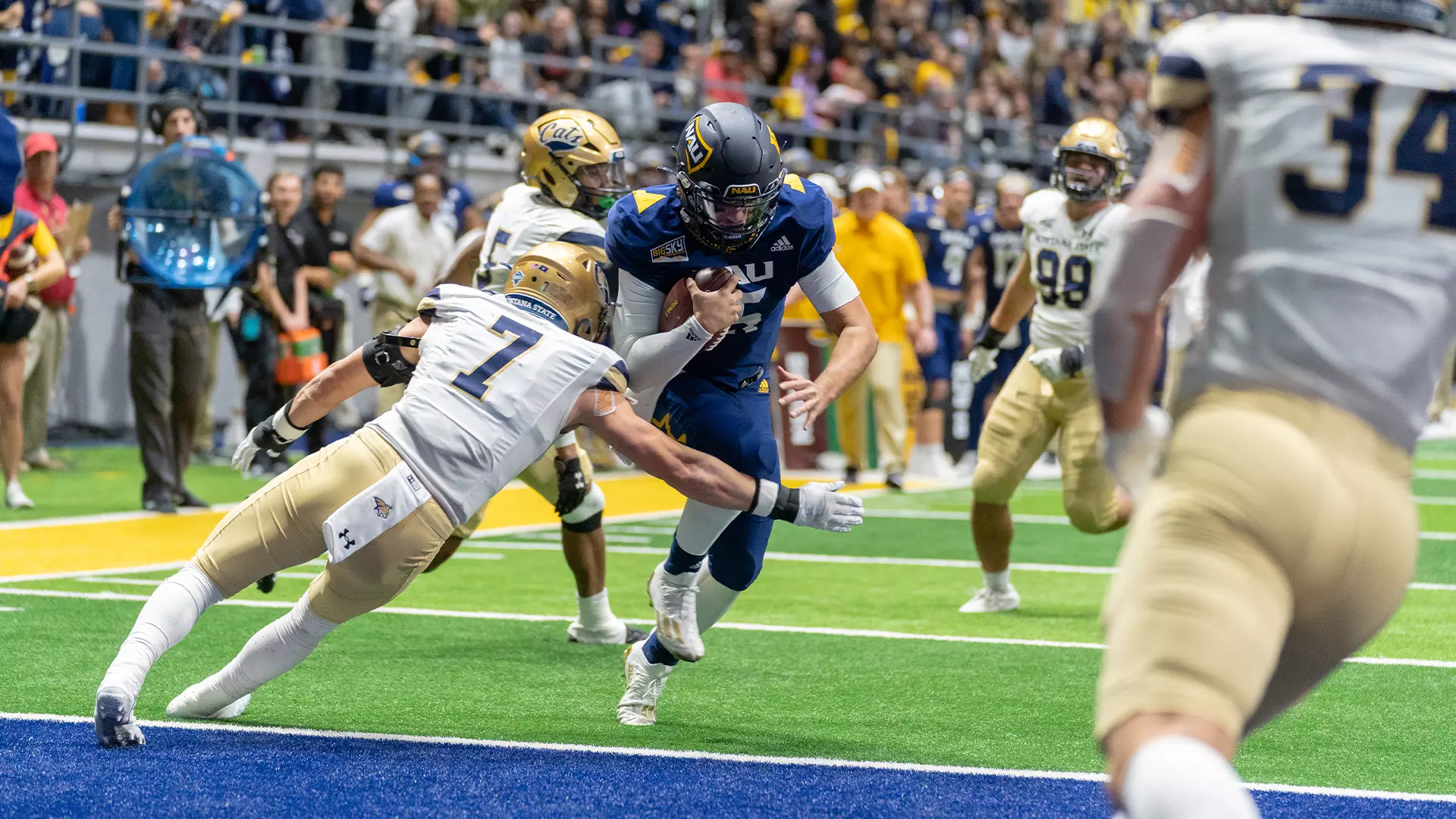 RJ Martinez - Football - Northern Arizona University Athletics