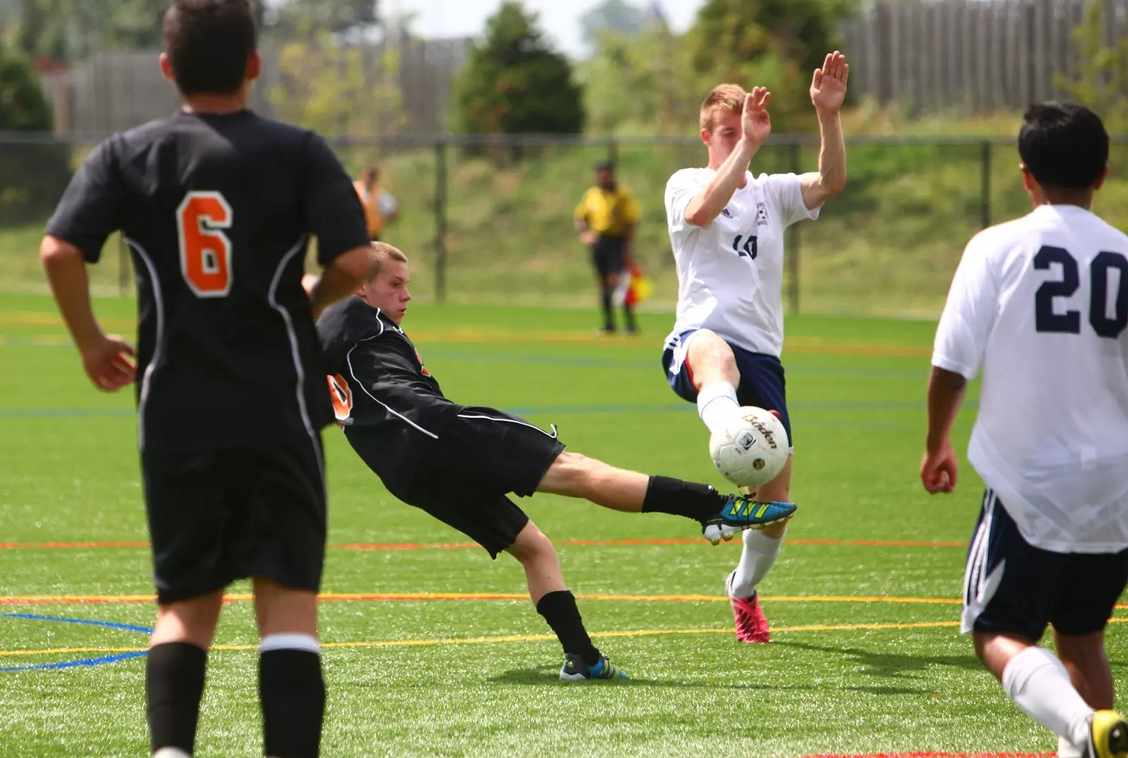 Garr kicking
