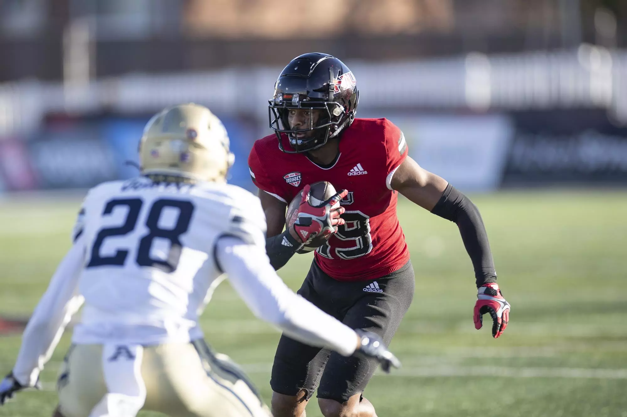 FB - Shemar Thornton vs Akron