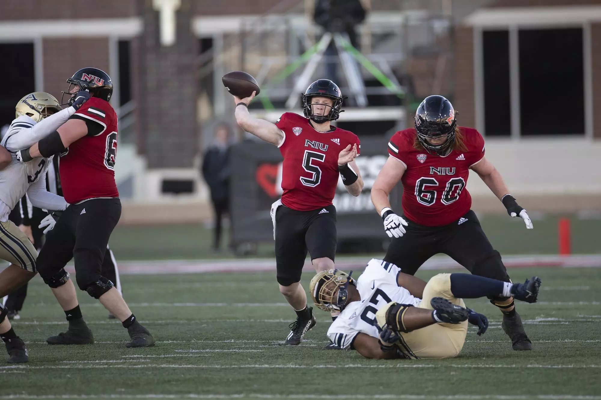 Justin Lynch - Football - NIU Athletics