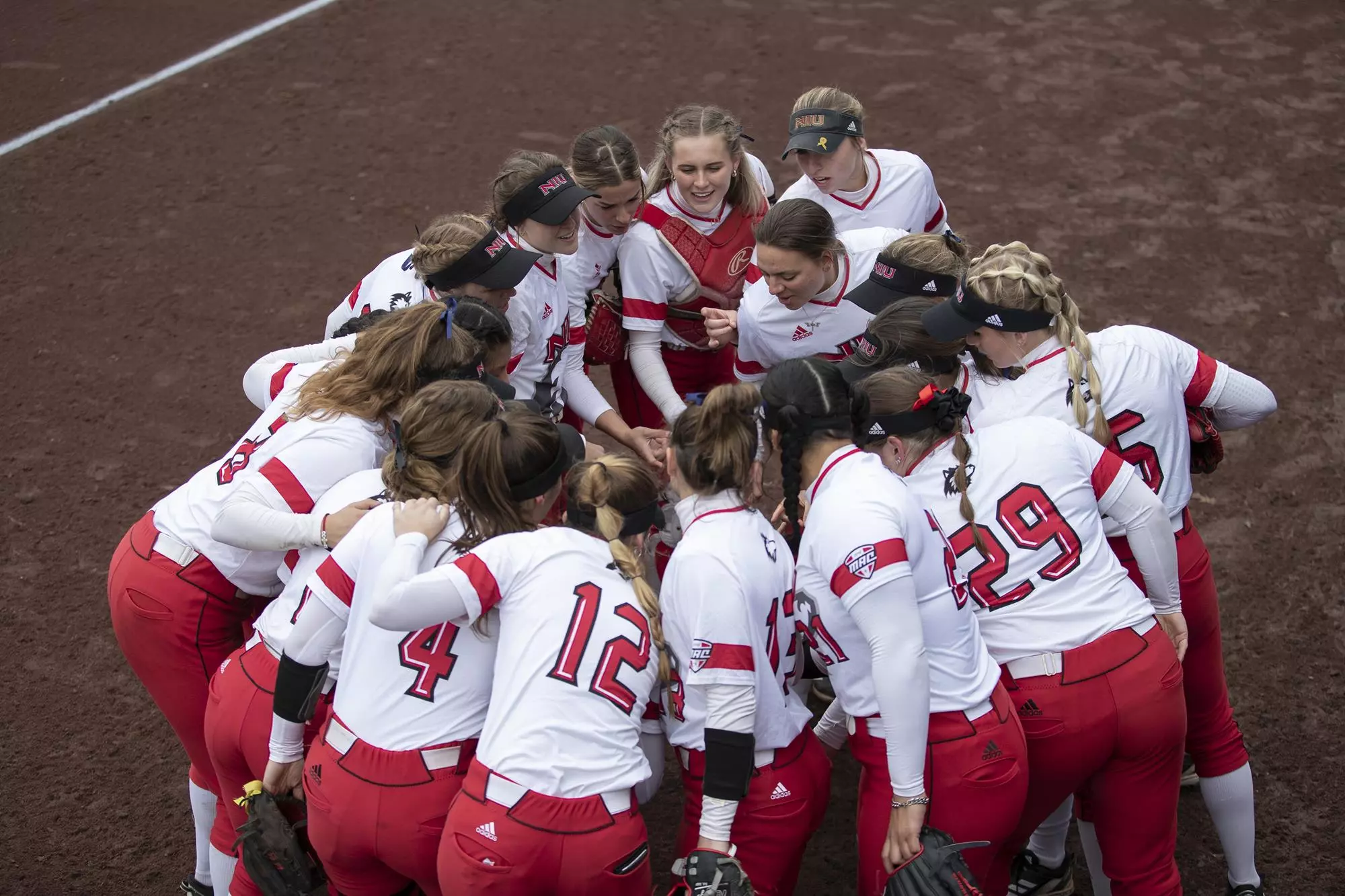 2022 NIU Softball Group Photo