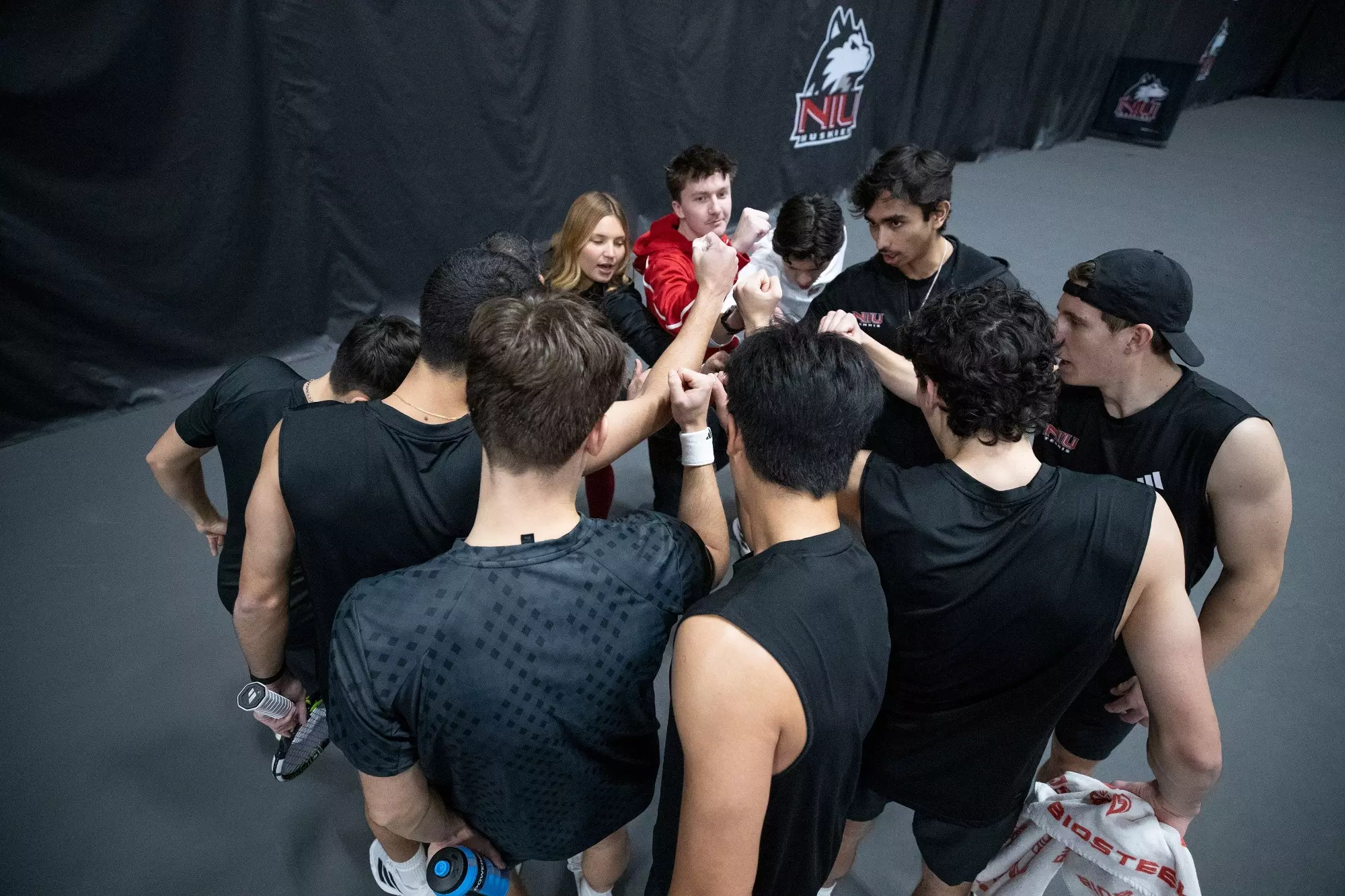 MTen26 Team Huddle