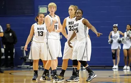 Women's Bball Group