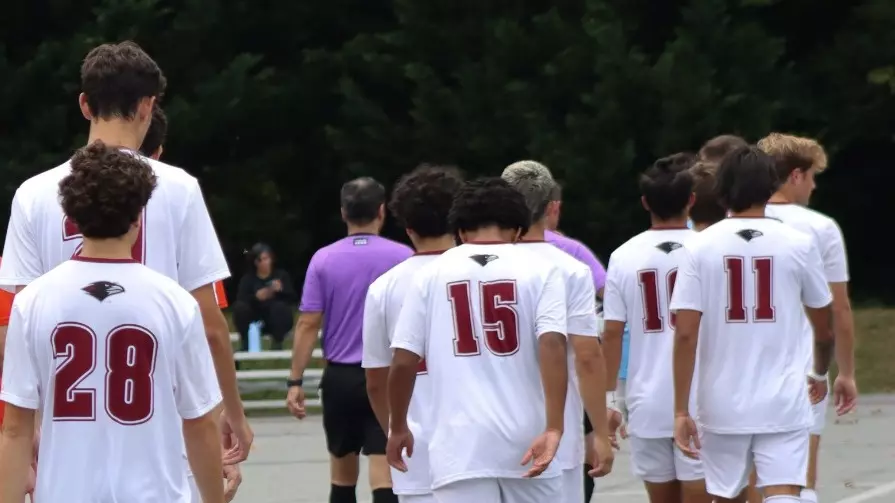 Men's Soccer Sneaks out Victory on the Road versus Notre Dame of