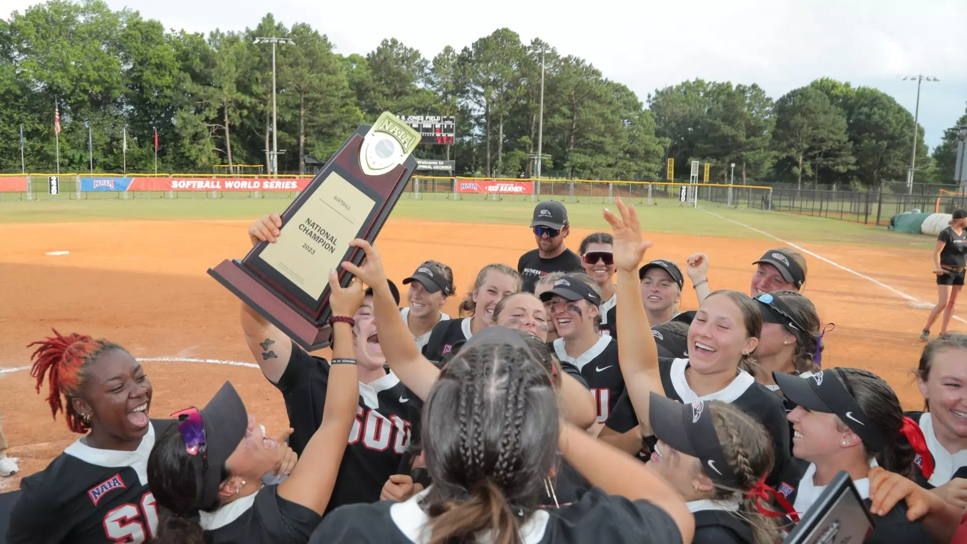 2023 softball championship celebration