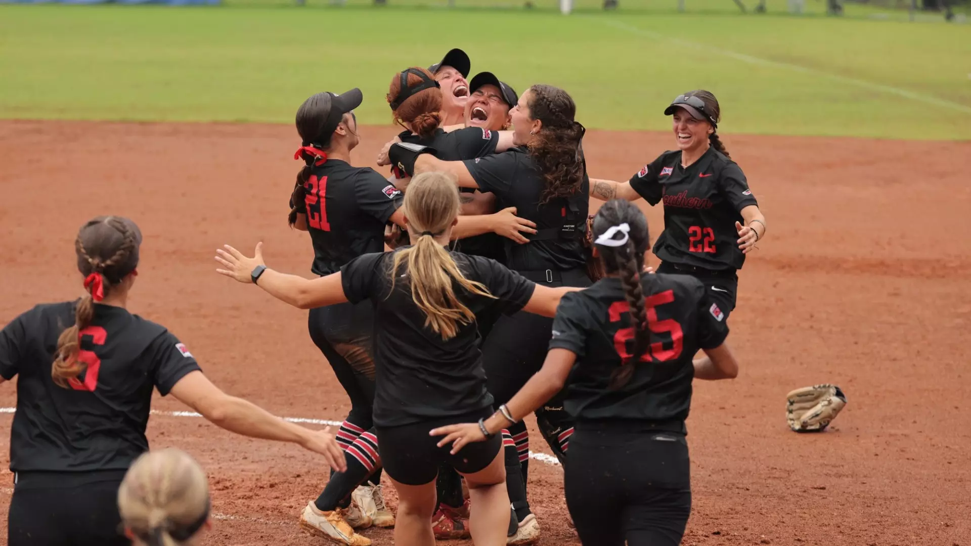 2025 softball championship celebration