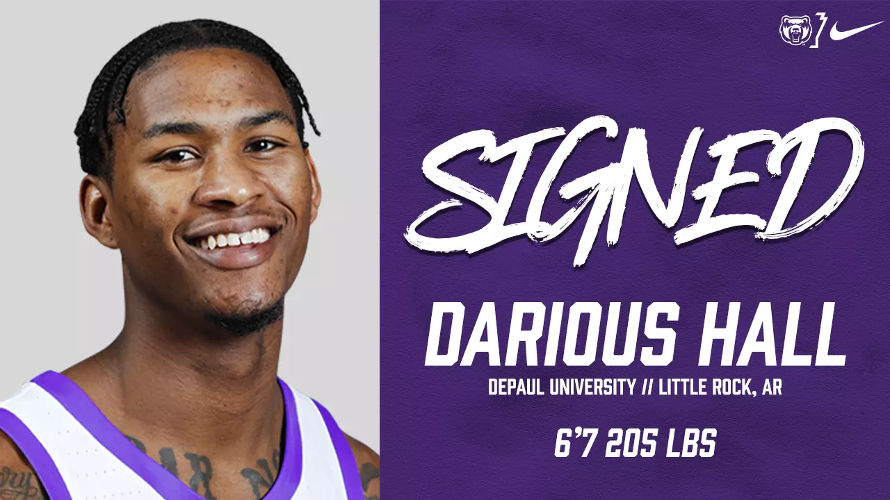 darious hall signing graphic