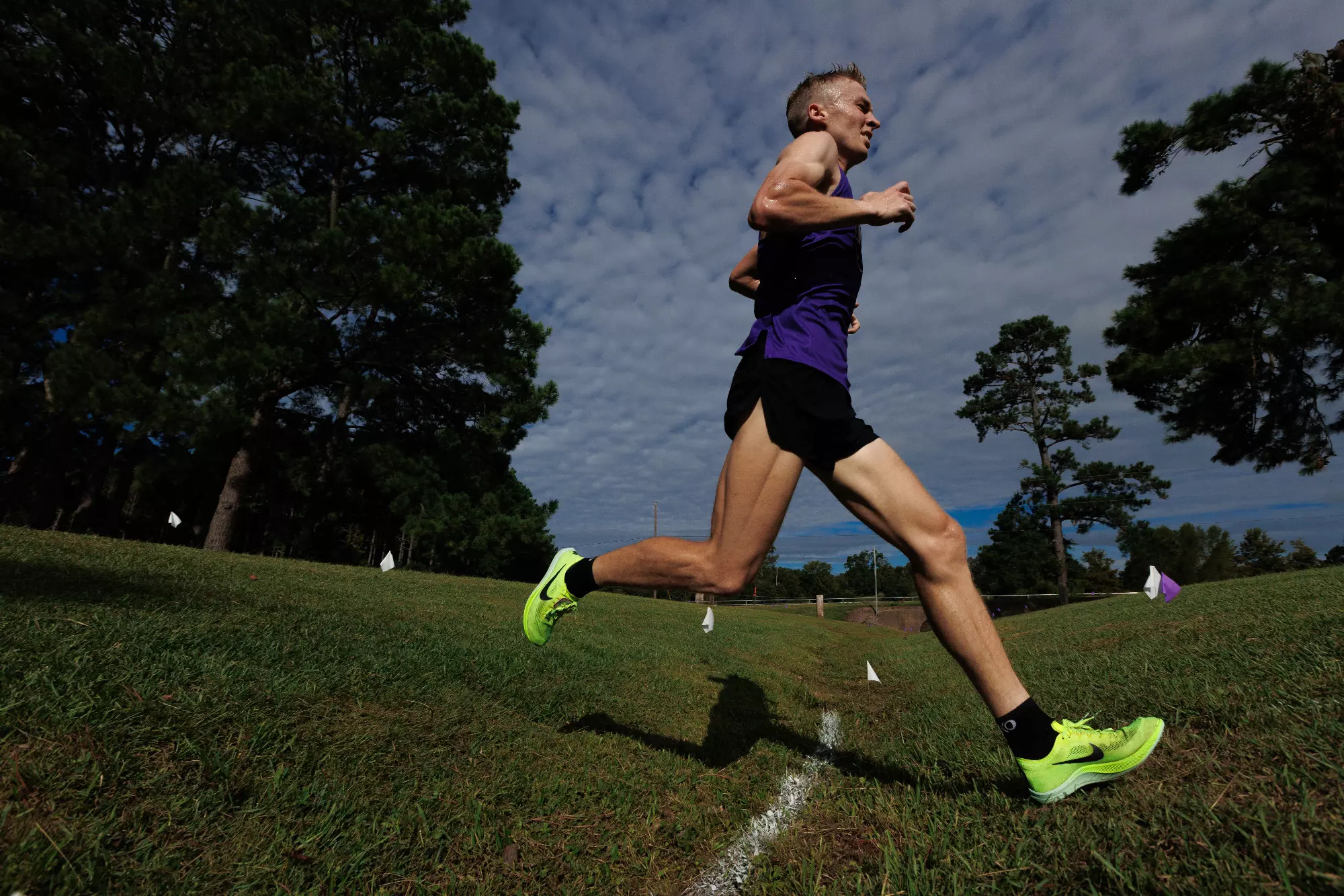 Pete Johnson Breaks School Record at Arturo Barrios Invitational