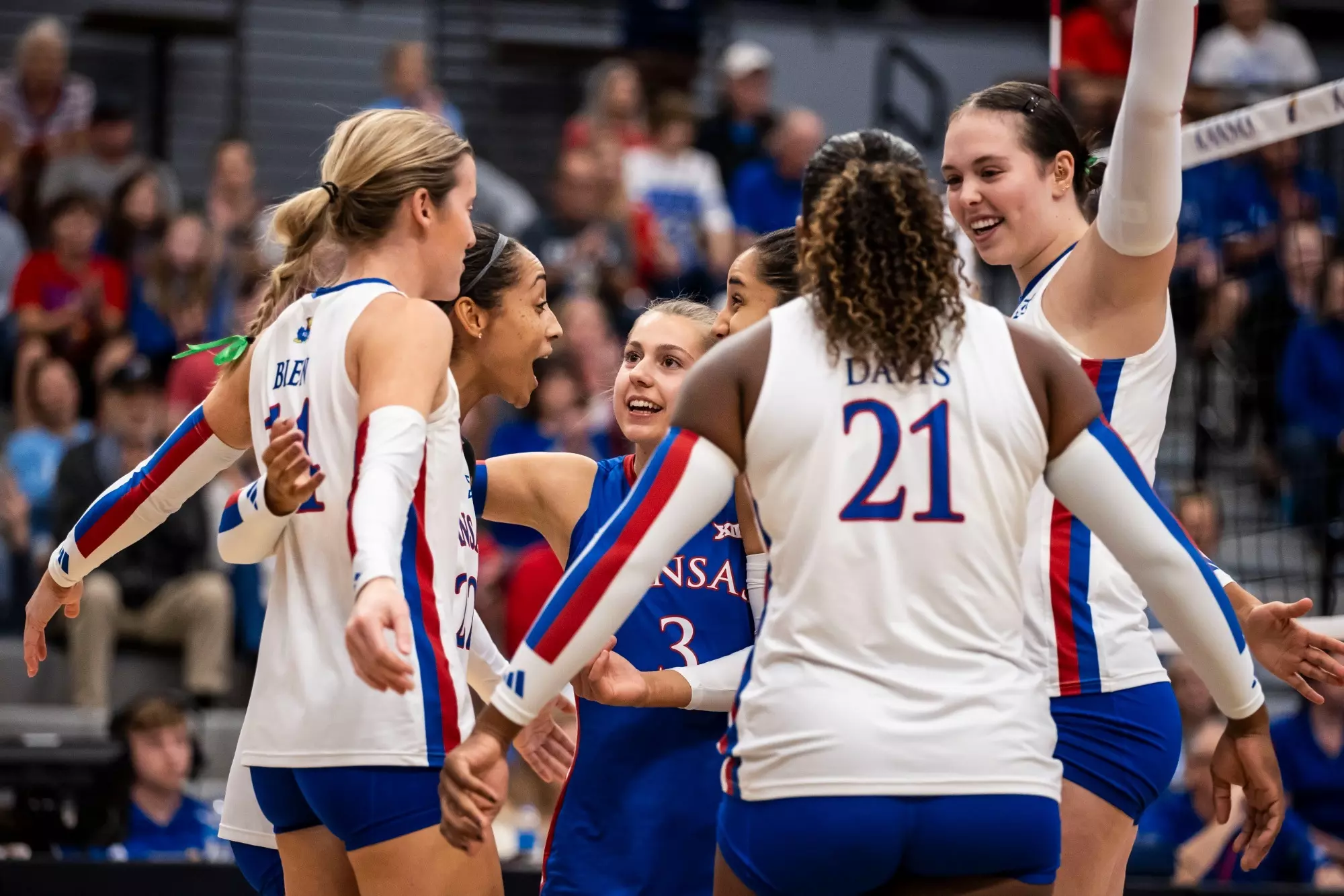 No. 9 Kansas Sweeps UCF in Big 12 Opener University of Kansas