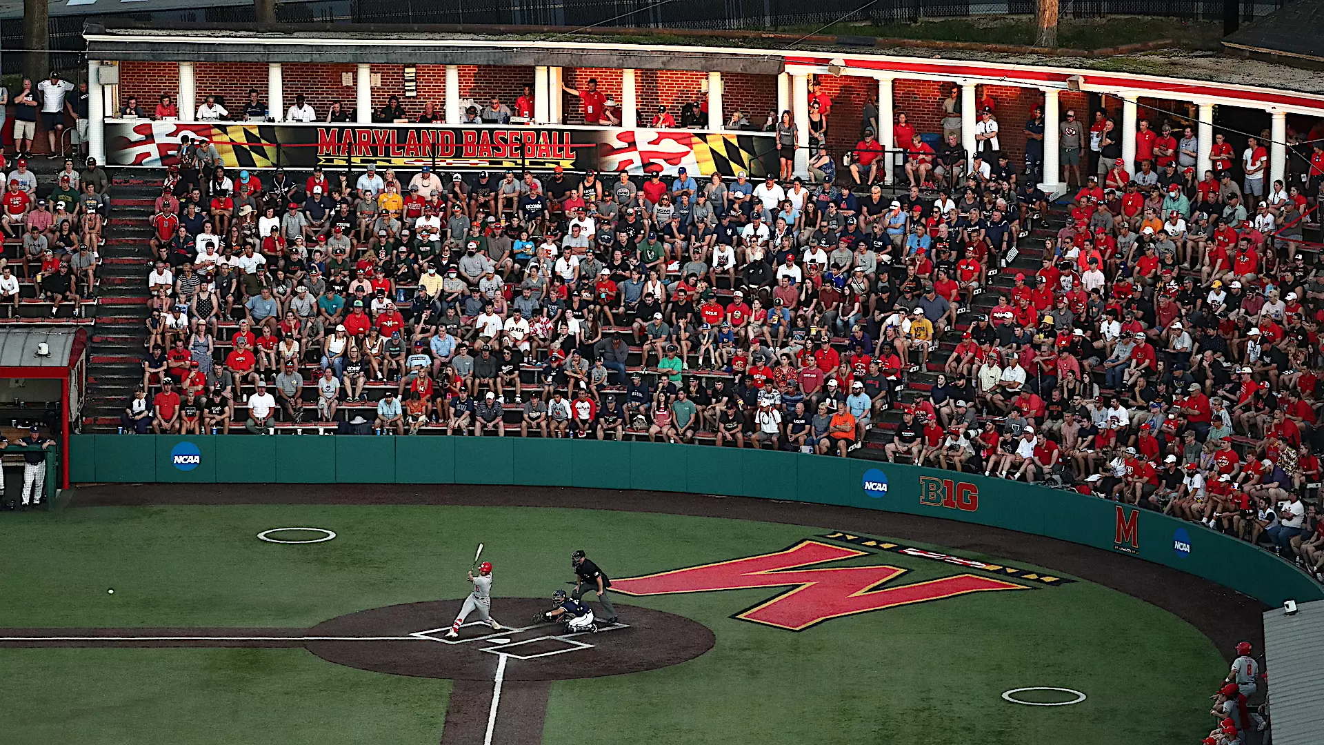 Crowd at The Bob 