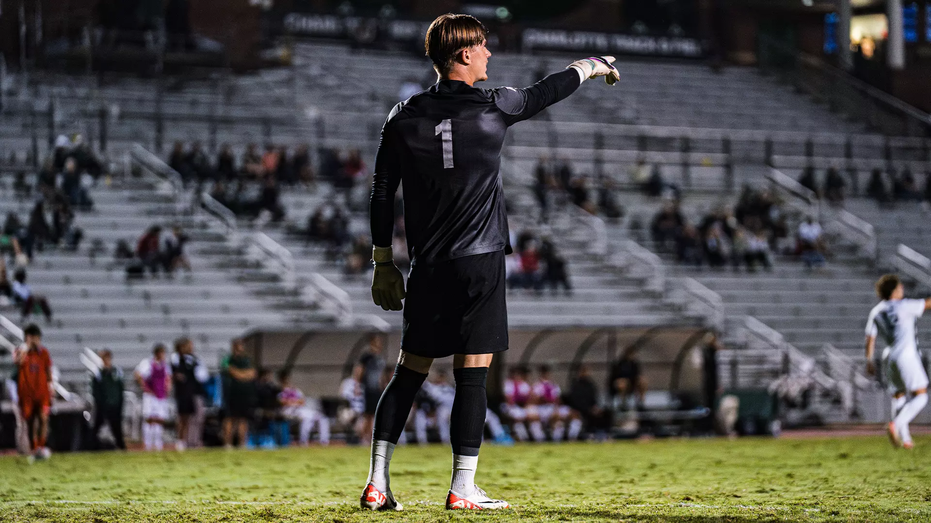 9 Niners Leave Saint Louis with Draw against the Billikens Charlotte