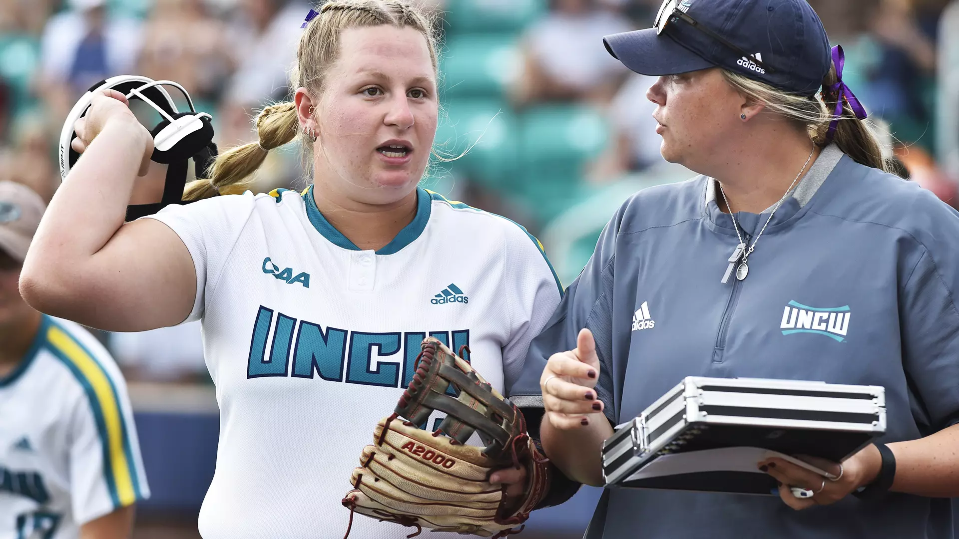 Softball Vs. Elon