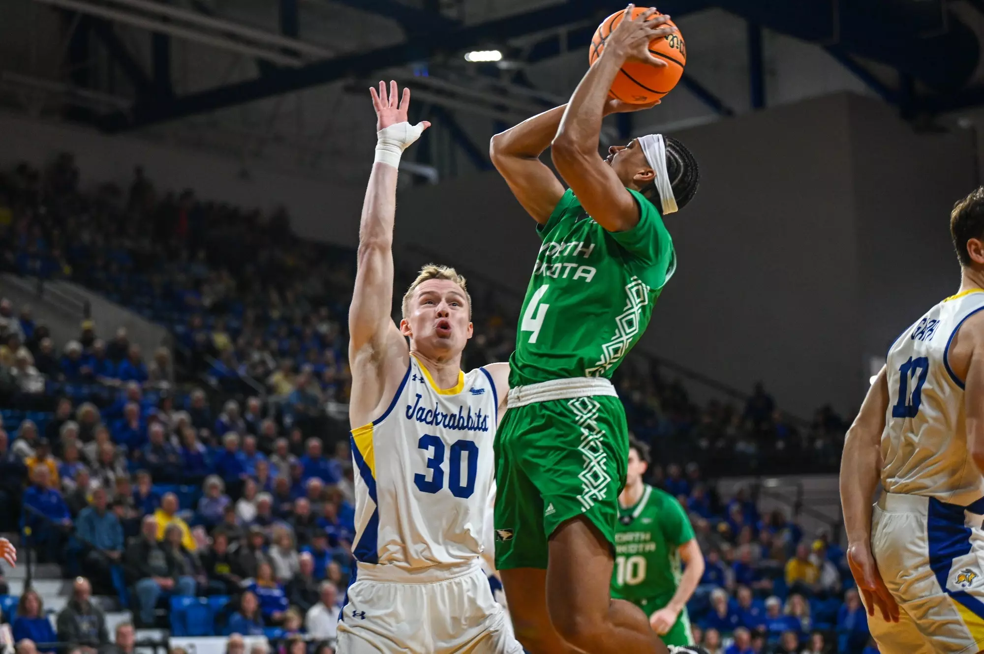 Tyree Ihenacho drives at South Dakota State Dec. 31, 2023