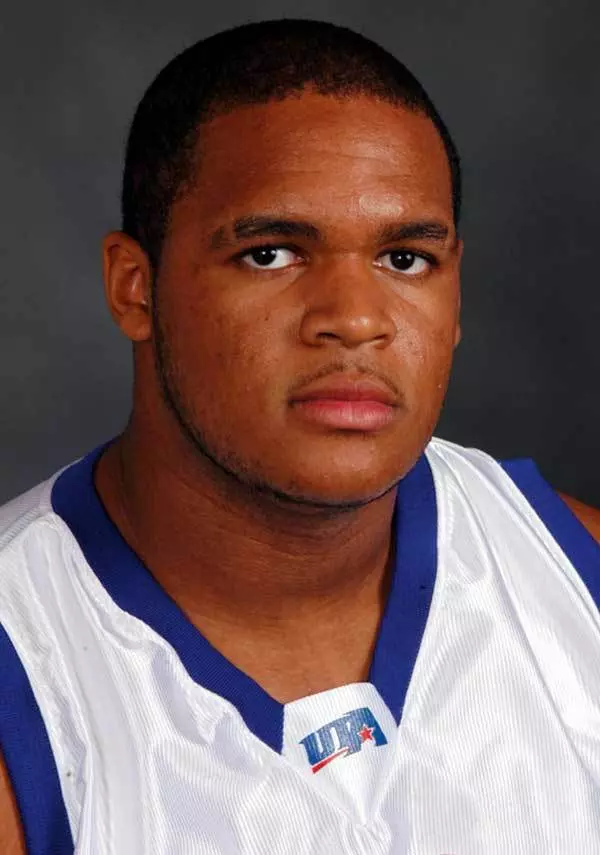 Larry Posey had 15 points off bench for Mavs.