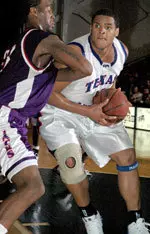 Larry Posey led the Mavs with 16 points in a 66-58 loss Thursday.