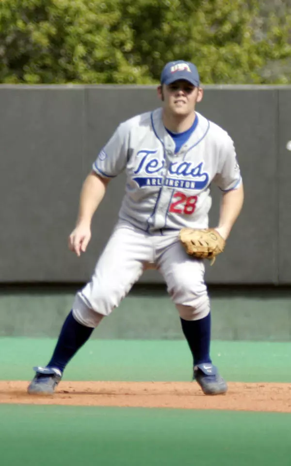 Ryan Nelson led the Mavs with a pair of hits and an RBI on Friday