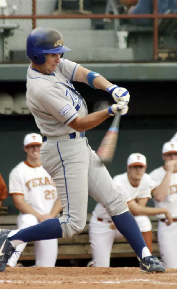 Josh McSpadden drove in the game-winning run in the bottom of the 10th as the Mavs rallied for the 11-10 victory