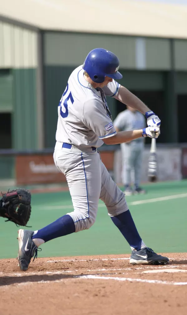 Justin Stevens drove in a pair of runs in the Mavs 5-4 loss