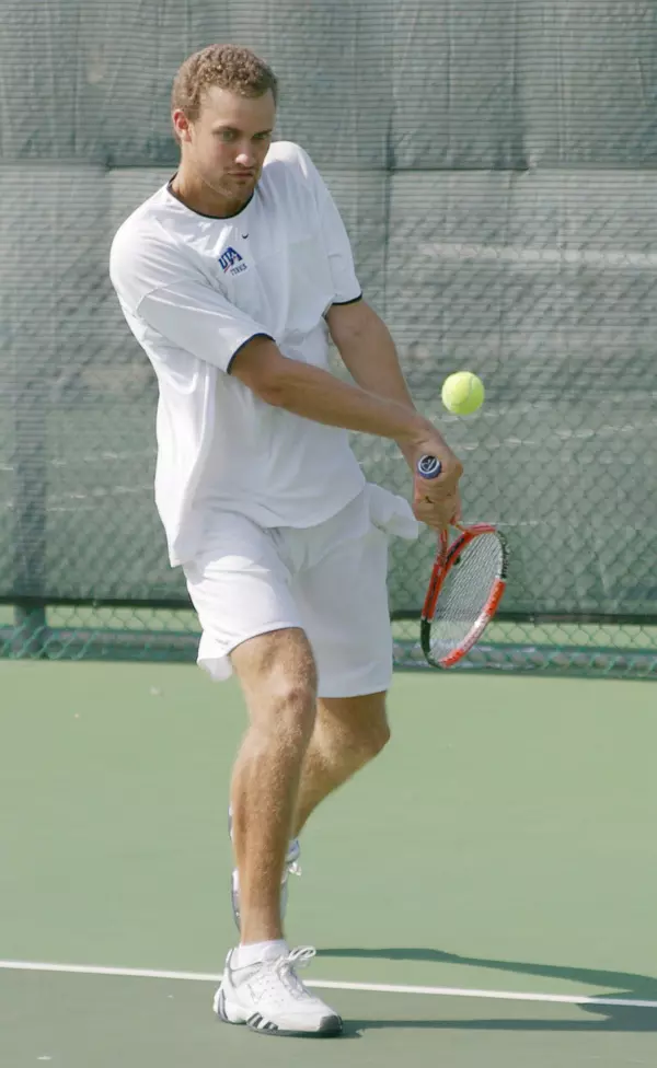 Senior Niels Buksik