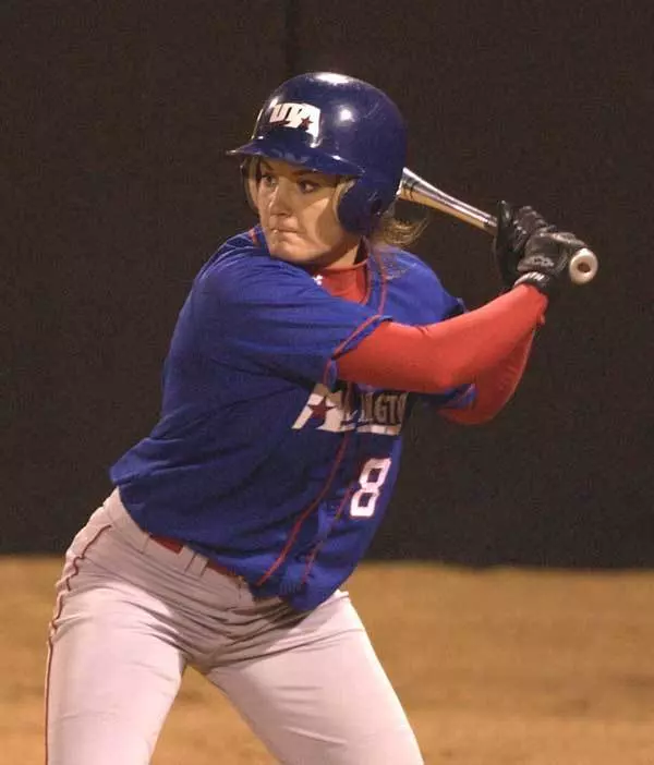 Autumn Petrino went 1-for-3 at the plate in the Mavs' 4-1 loss to Houston Tuesday.