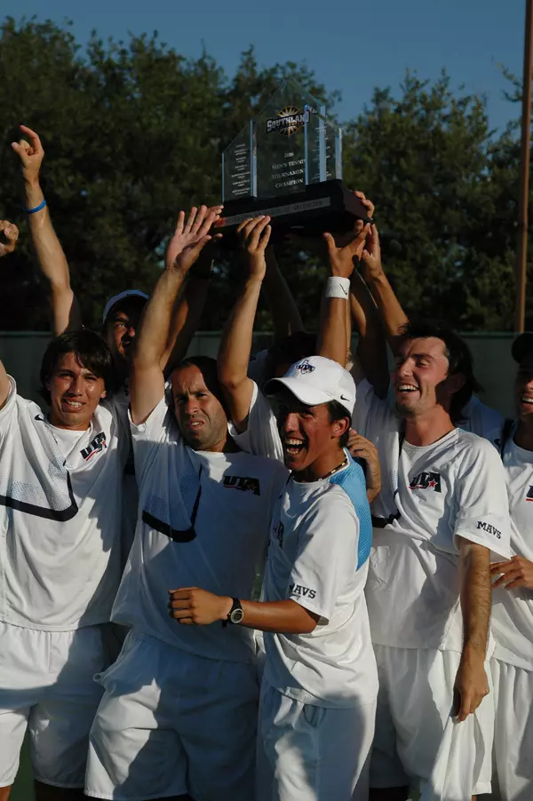 Mavs look to defend SLC title in 2007.