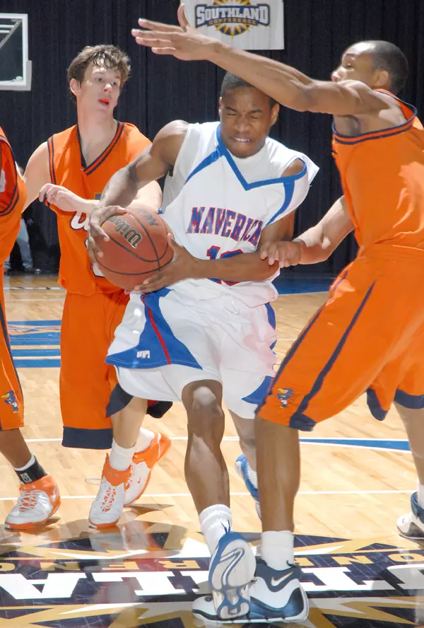 Cardell Hunter scored a career-high 12 points in the 92-78 loss to Sam Houston State Thursday.