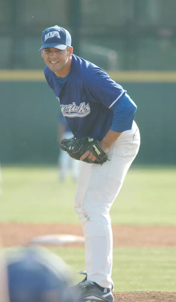 Dillon Gee struck out nine in seven innings in the no decision
