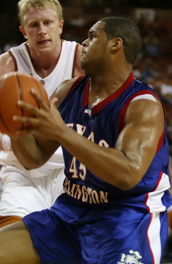 UTA senior forward Larry Posey muscled his way to 9 points and 7 rebounds as UT Arlington fell to Central Arkansas.