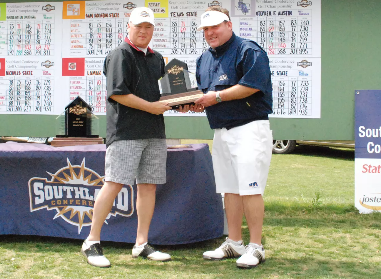 Mavericks head coach Jay Rees (right) was named SLC Coach of the Year