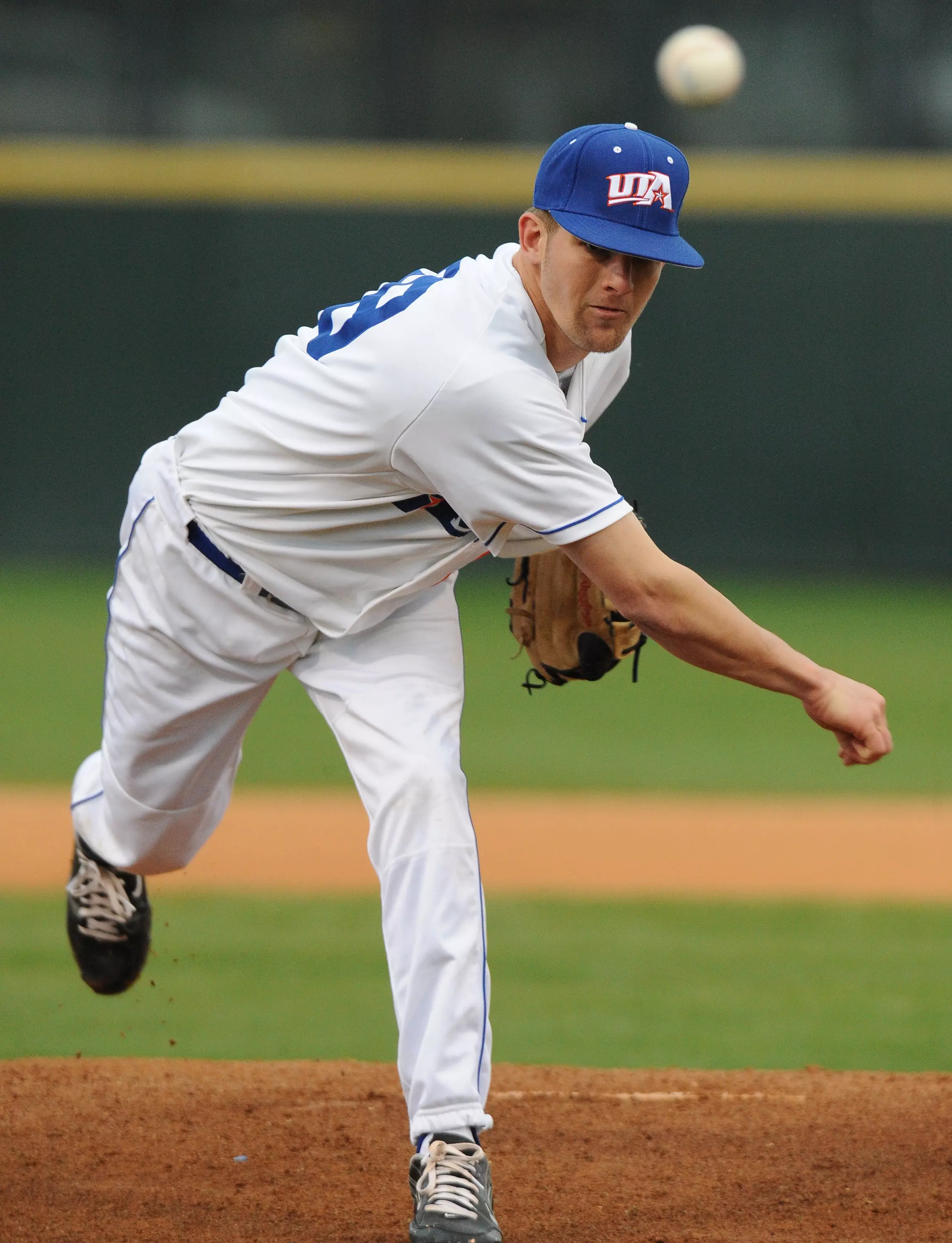 Jason Mitchell becomes third Maverick since 2003 to receive Louisville Slugger Player of the Week honors