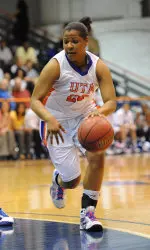 Tamara Simmons joined the 1,000 point club on Saturday afternoon
