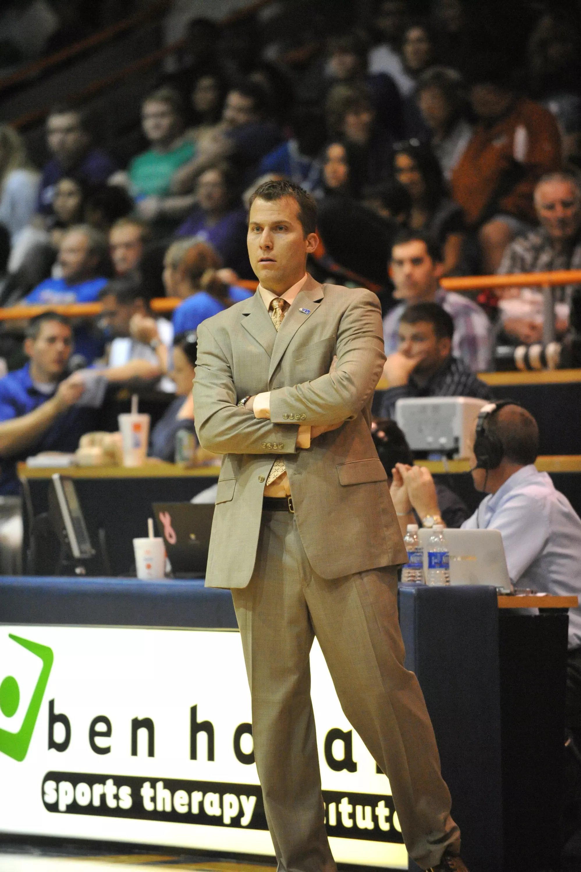 Head coach Scott Cross and his team take on Sam Houston State tonight at Texas Hall.