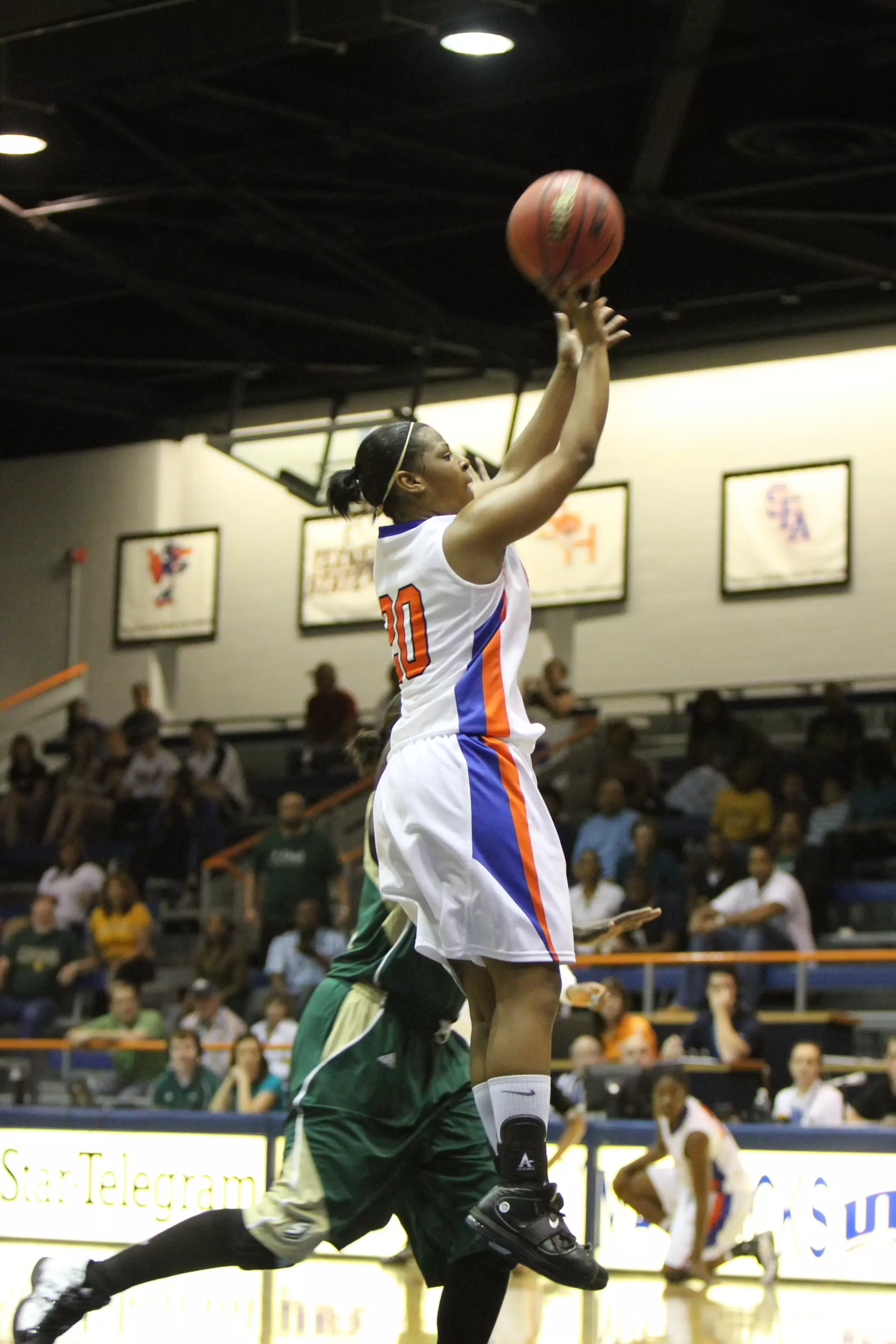 Tamara Simmons leads the team averaging 15.5 points per game