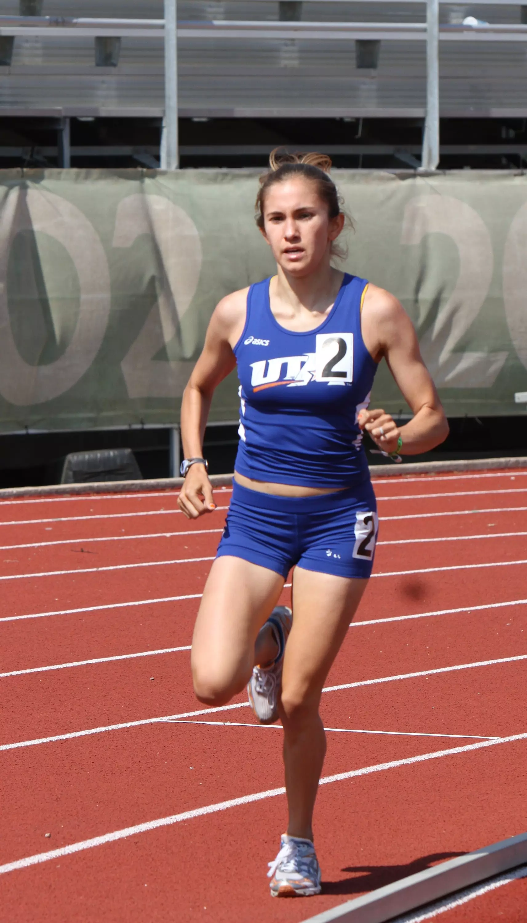 Jennifer Carey and the women's 4x800m relay team finished seventh on Thursday.