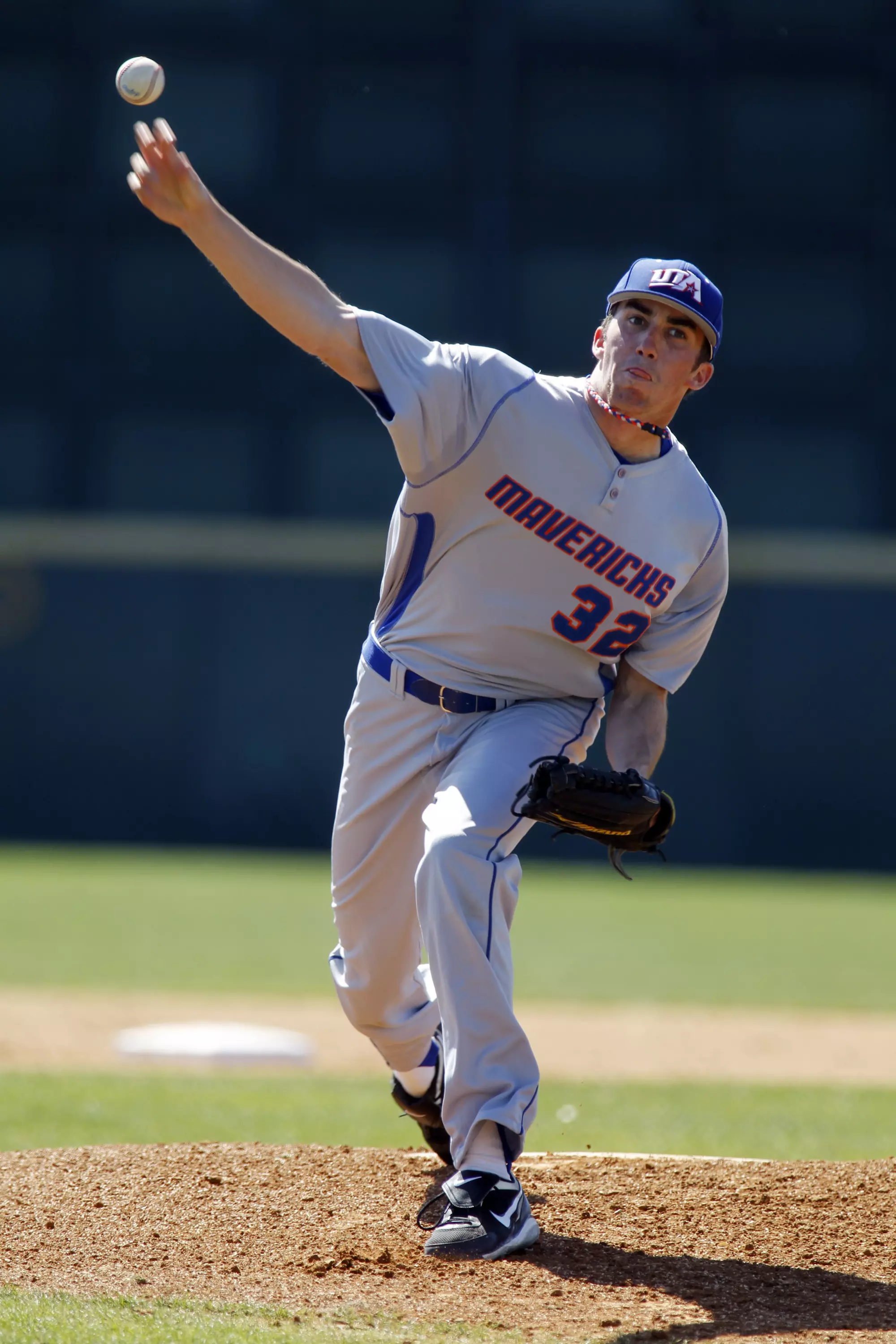 Zach Thompson made his first start of the season Sunday.