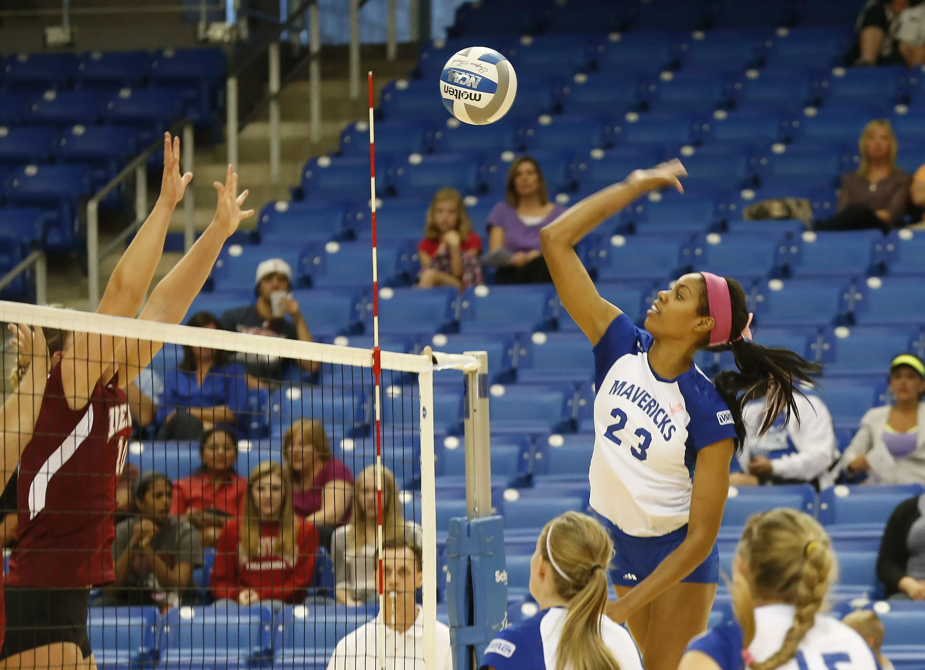 Charmaine Whitmore notched 33 total blocks in four matches last week.