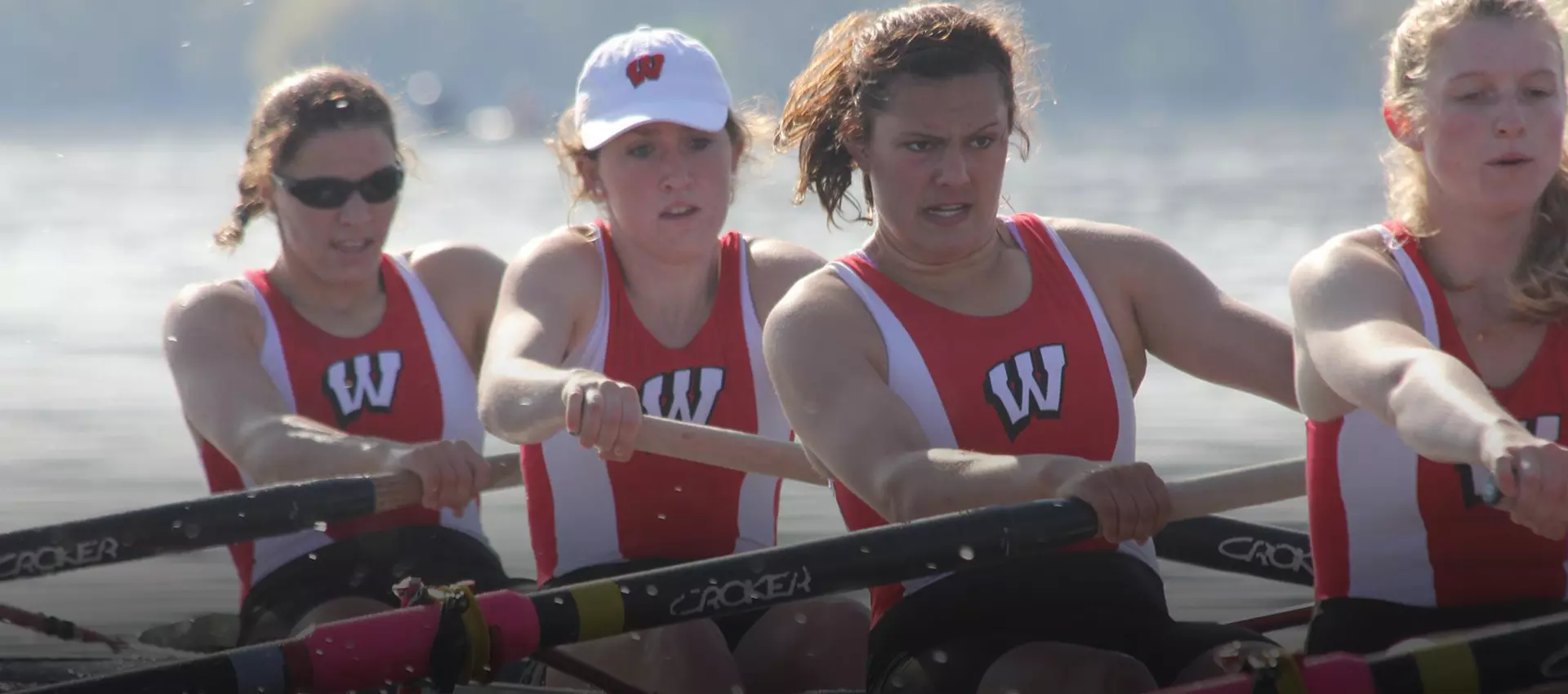 Wisconsin rows in a fall competition