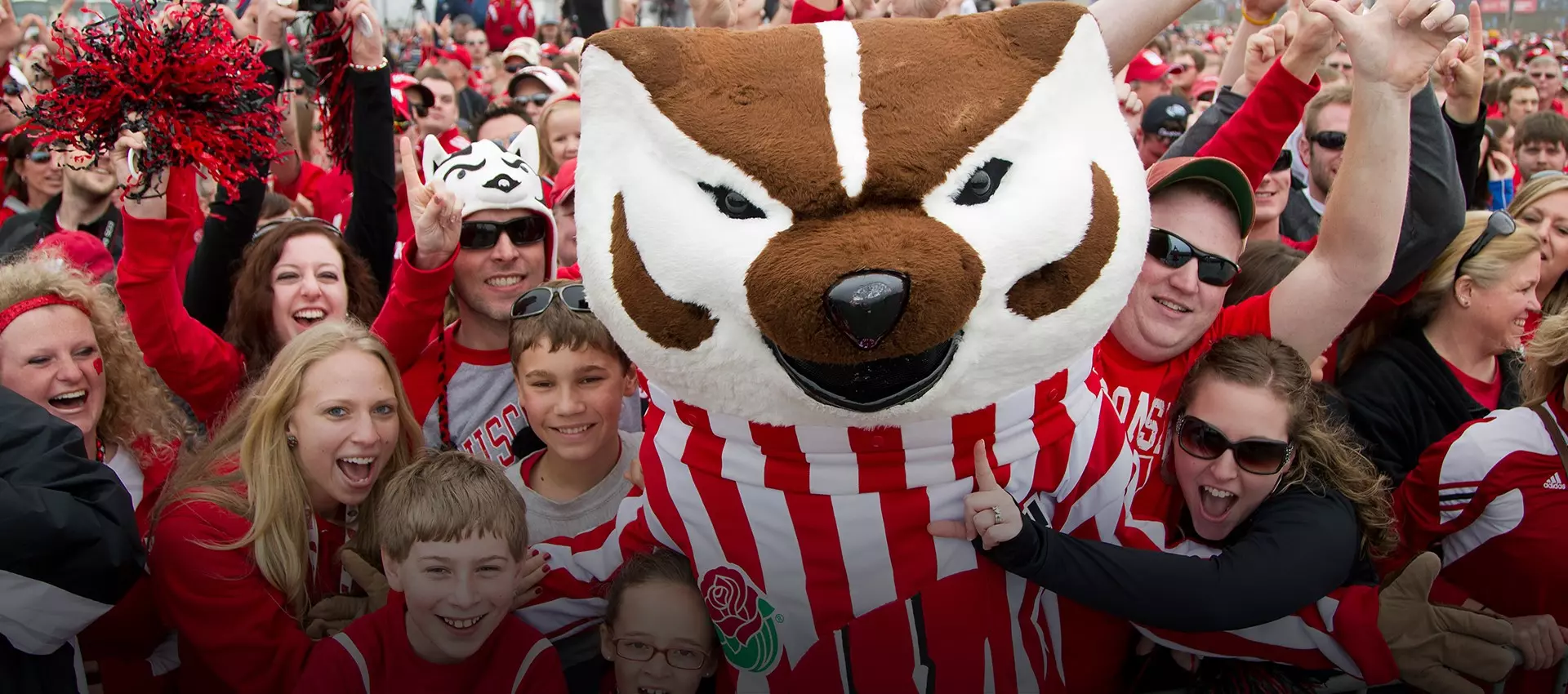 bucky badger at pep rally