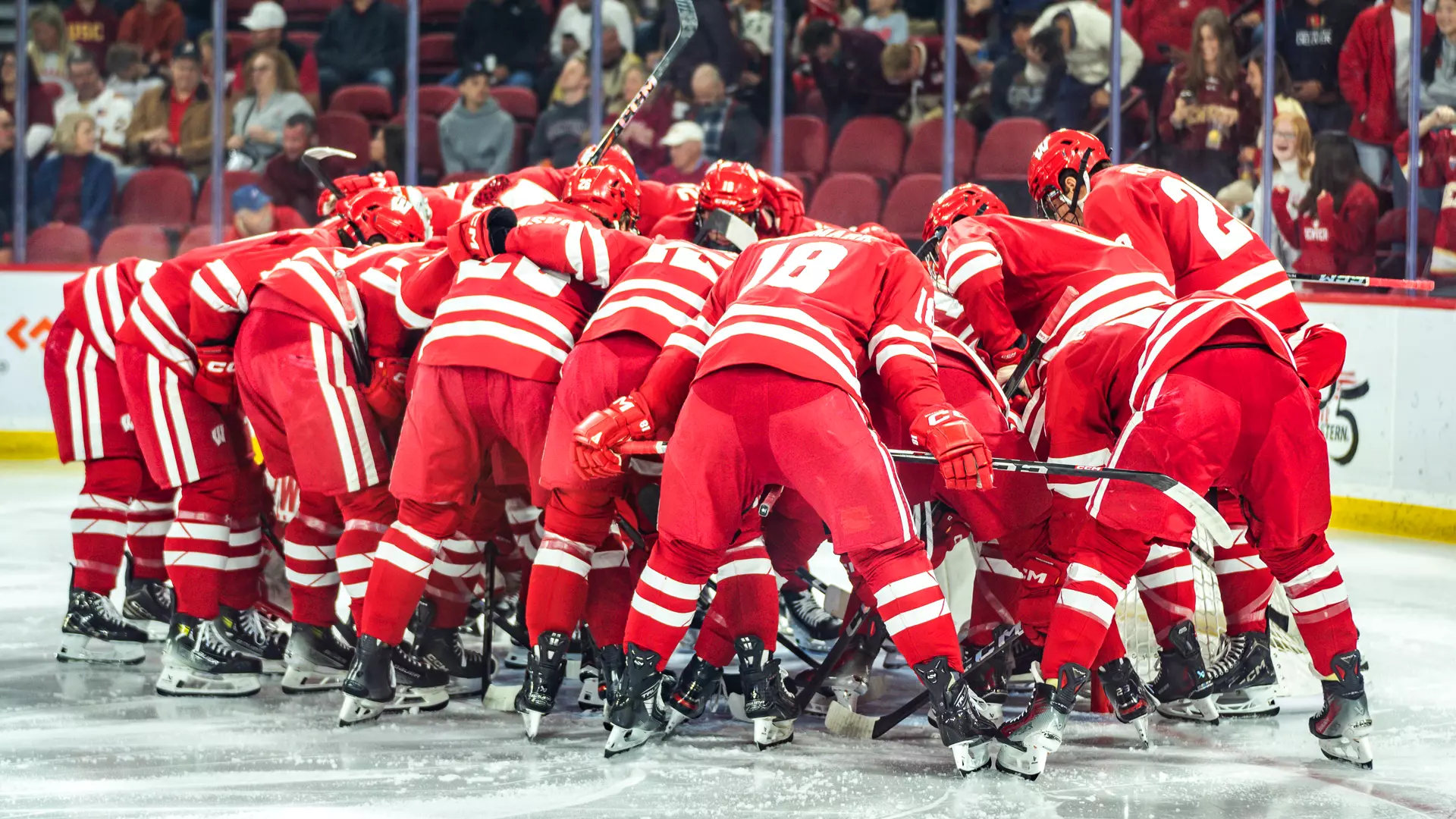Wisconsin men's hockey team huddles up before a game