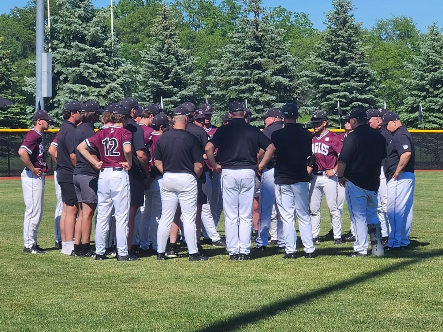 Baseball Falls to UWWhitewater in NCAA III Super Regional; Eagles