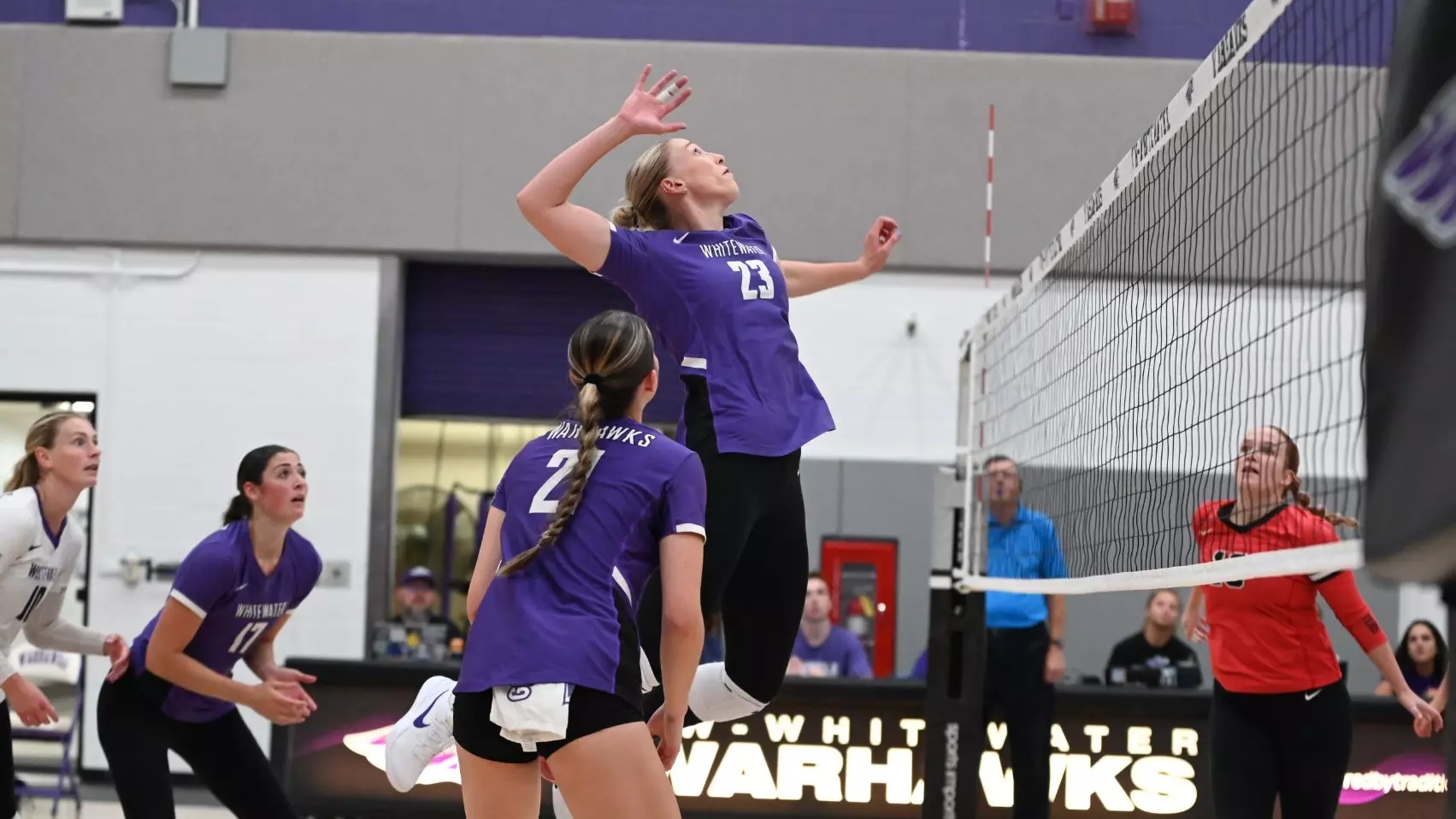 Abbie Dix goes up for an attack