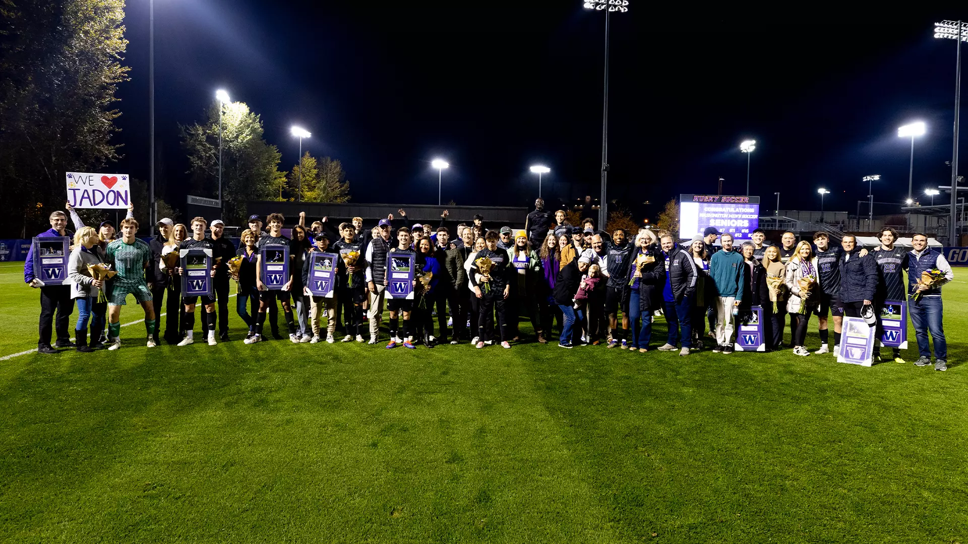 Huskies Celebrate Senior Night With 20 Win Over Rutgers University