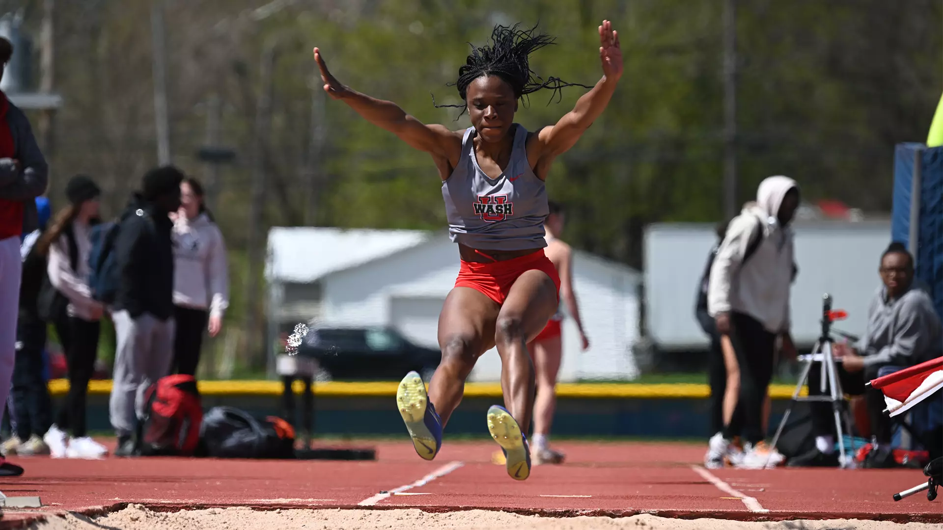 No. 1 Women’s Track and Field Sees Seven Event Wins; Claims Team Title