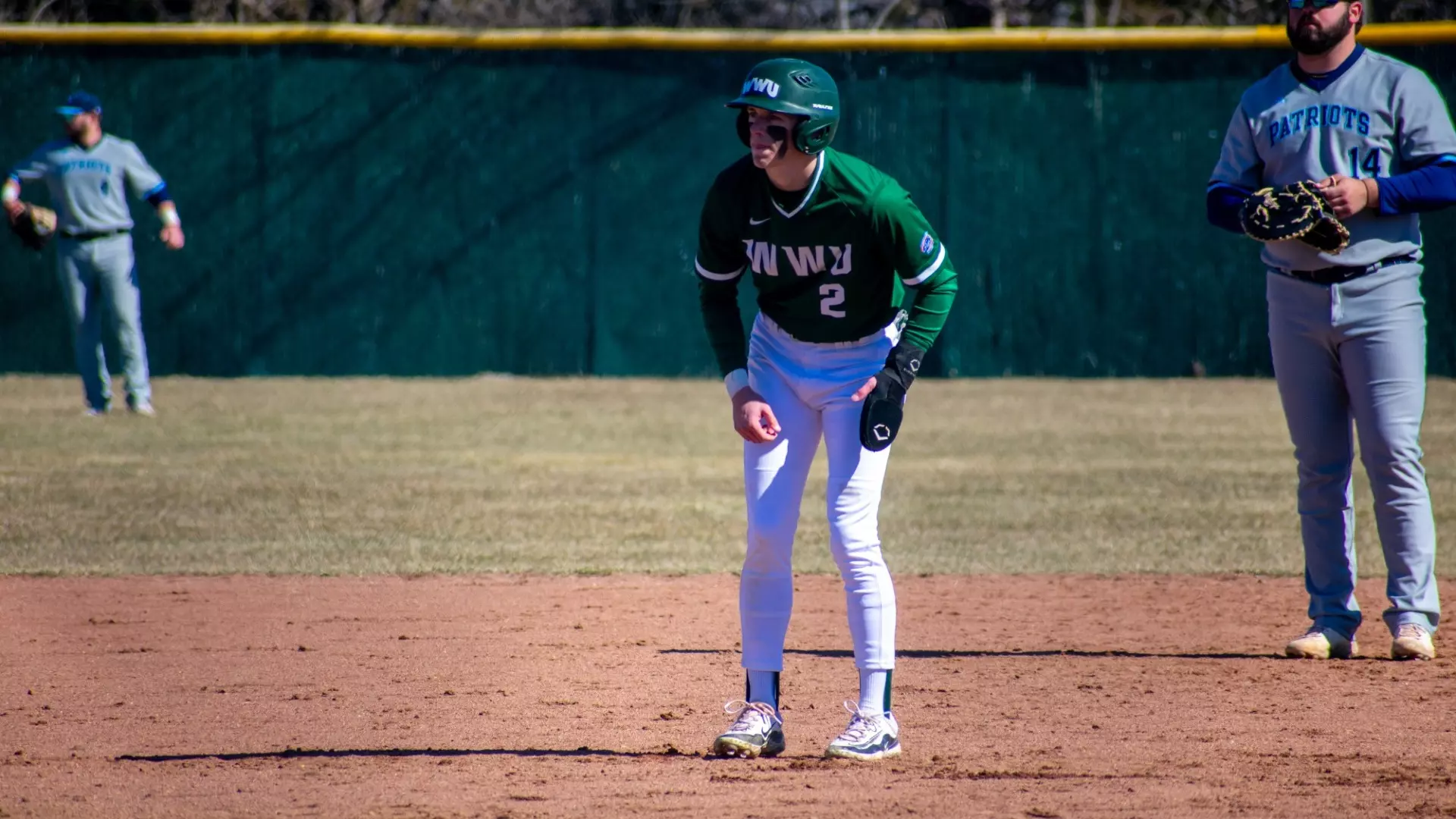 Owls Drop Pair to Mission University