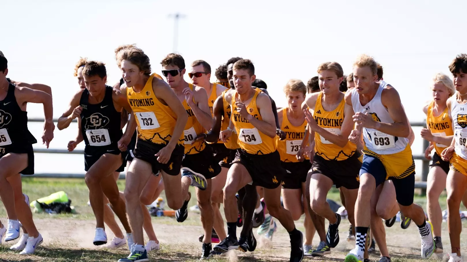 Cowboys Win Roy Griak Invitational, Cowgirls Take Third University of