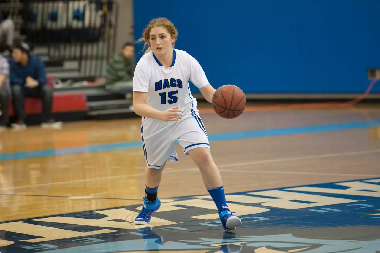 Julia WBB